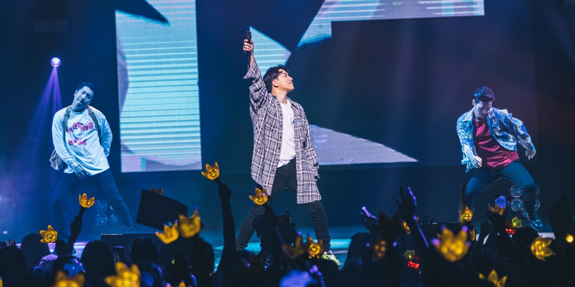 Seungri wraps last Singapore show before enlistment with a big bang – gig report